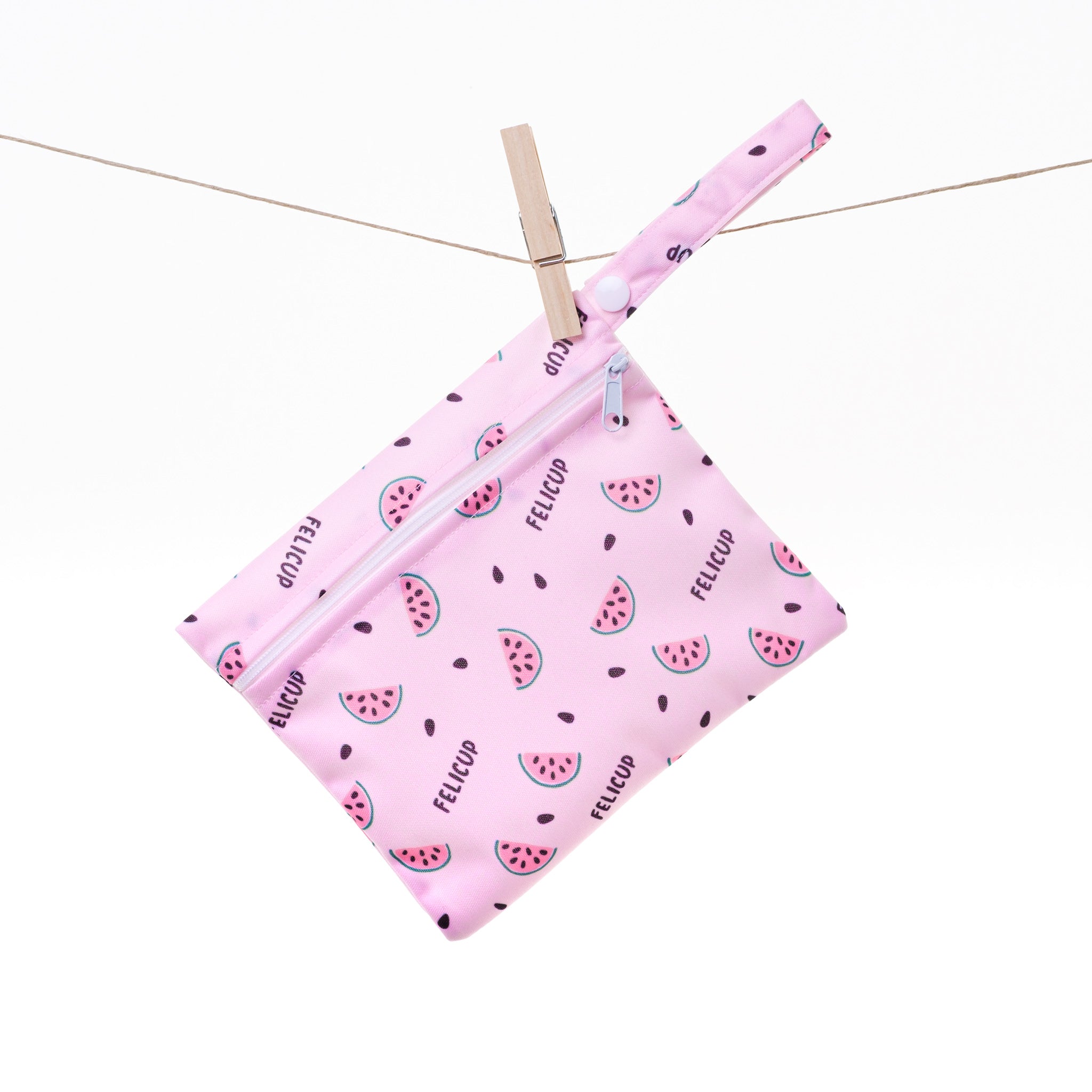trousse impermeable culotte menstruelle